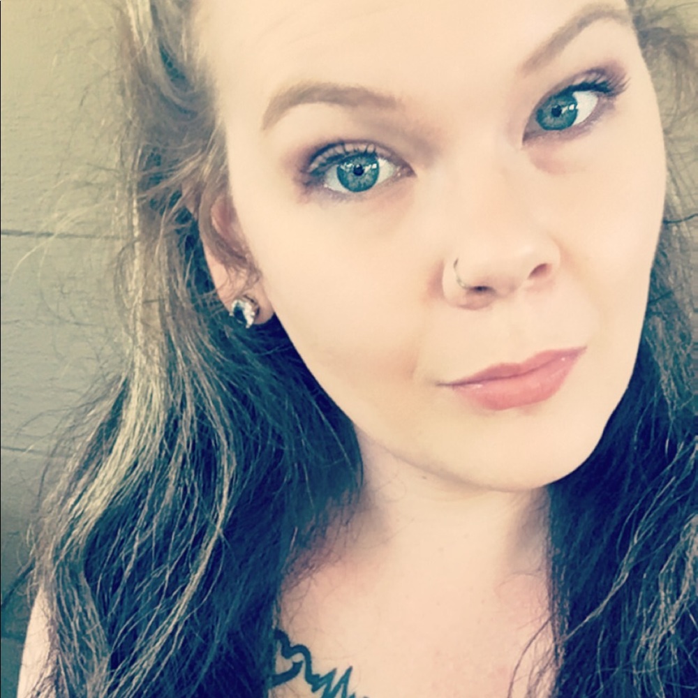 Meet your Posher, Rachel